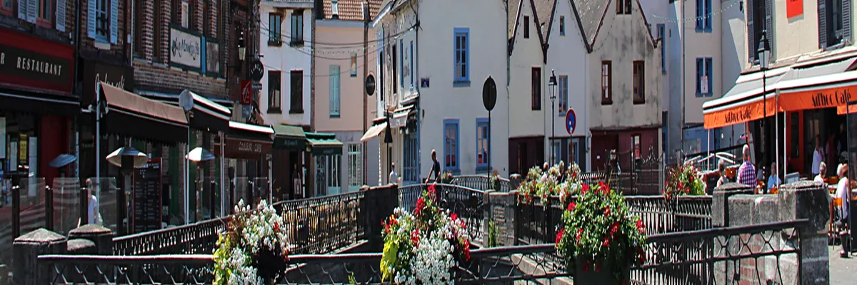 Image Rencontre femme cougar Amiens