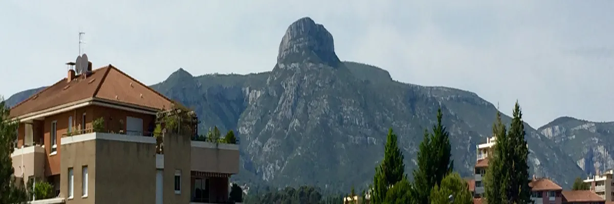 Image Rencontre femme cougar Aubagne