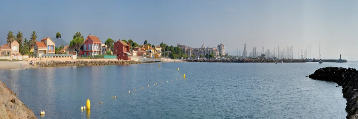 Image Rencontre femme cougar Hyères