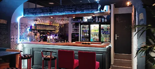 Image de bar a jeux le 180