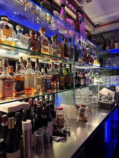 Image de Charlys Wine Bar, Cannes Kate & Charly