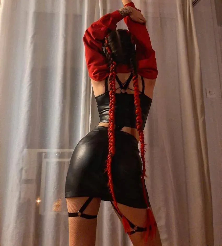 Karolina_Hot Martigues