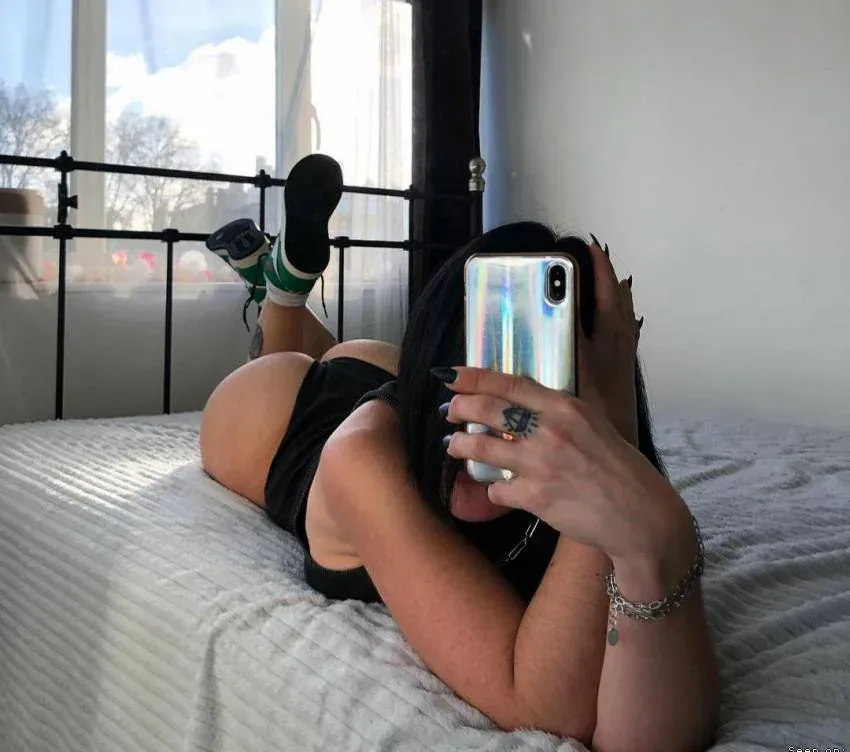 Madie_Bout Saint-Ouen